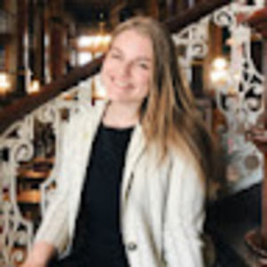 Meet your Posher, Lucy